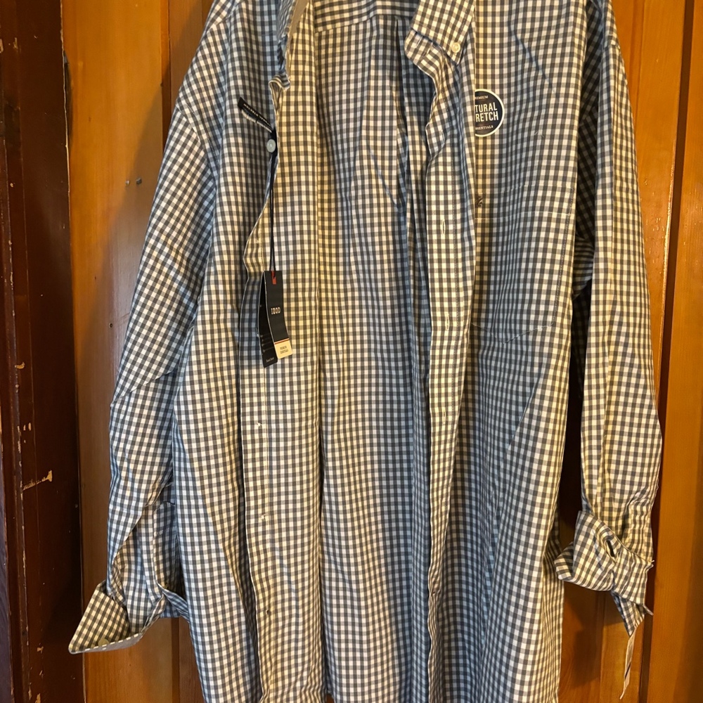 NWT Mens Check IZOD dress shirt